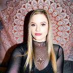 Free access to @adrienn Leaks OnlyFans 

 profile picture