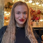 aislinxxxmodel OnlyFans Leaked Photos and Videos 

 profile picture