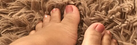 Header of alejandrafeet4