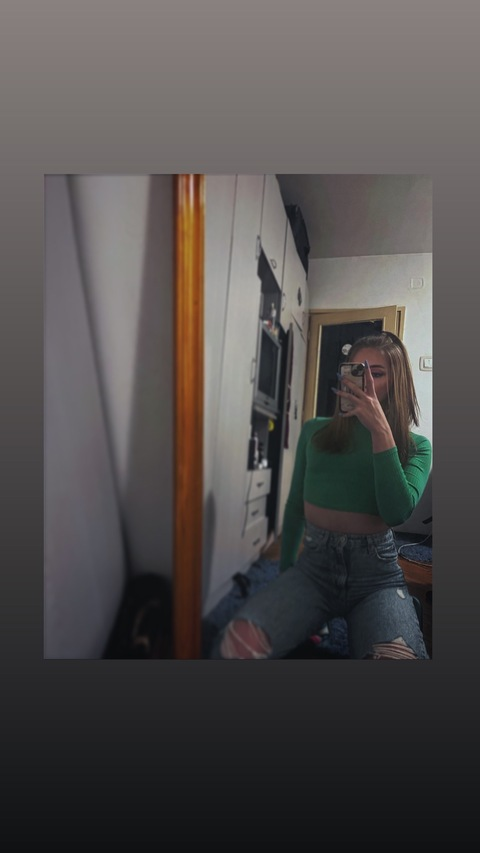 Header of alexandra.f