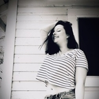 Amber @ambernicolee Leaked OnlyFans 

 profile picture