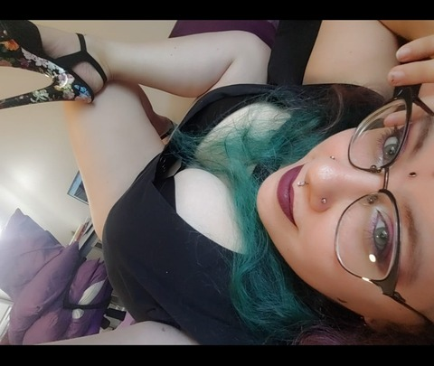 Header of amethyst-jade