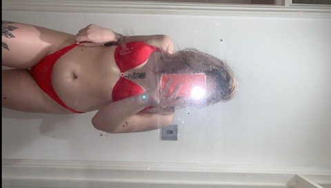 Header of babygirloxxx