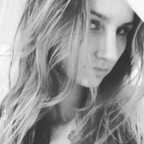 beatrixroyce (Beatrix Royce) OnlyFans Leaks 

 profile picture