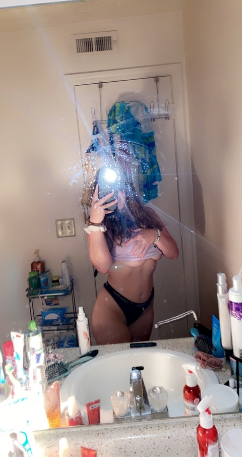 Header of bigtittieassley