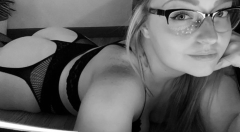 Header of blondesugar5