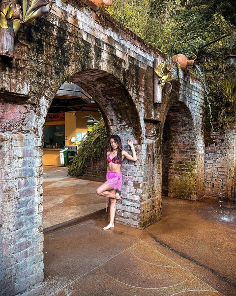 Header of camilaa_gomez17