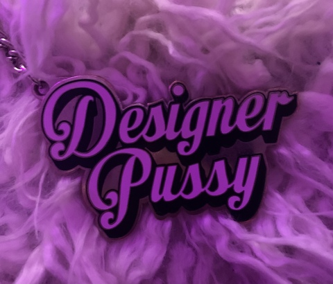 Header of cashandtitties