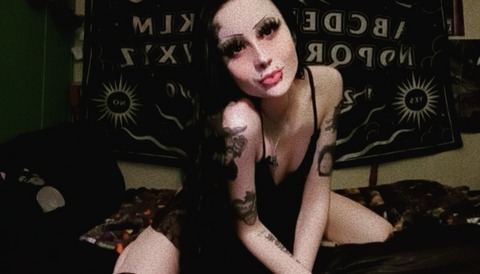 Header of cemeteryy.bitchh