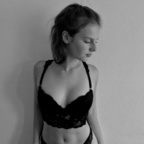 Onlyfans leak clarissarosanaroth 

 profile picture