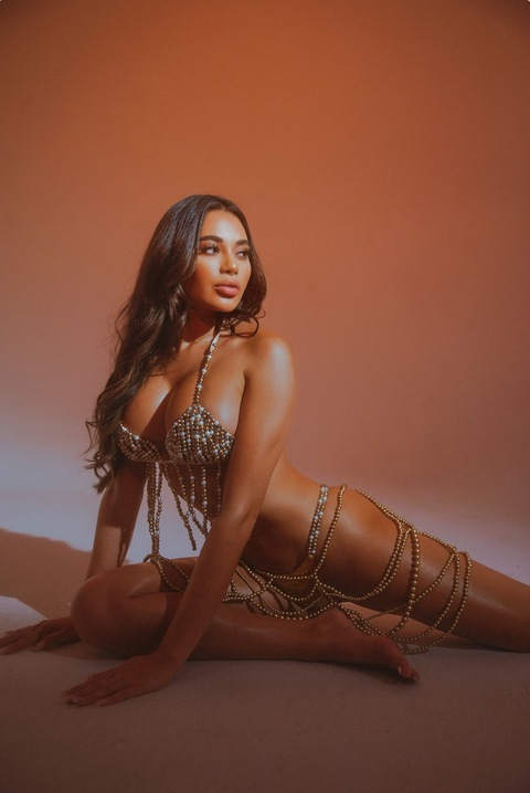 Header of courtnneylynn