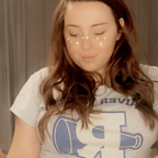 BabyBee (curiousbabybee) Leaks OnlyFans 

 profile picture