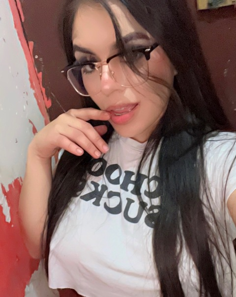 Header of danielaguillen23