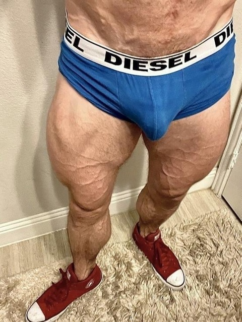 Header of dommuscledaddy