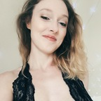 Elle A. Wild @ellewildwriter Leaked OnlyFans 

 profile picture