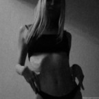 Onlyfans leaked ellydee 

 profile picture