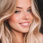 eva_xx (✨EVA✨) OnlyFans Leaked Content 

 profile picture