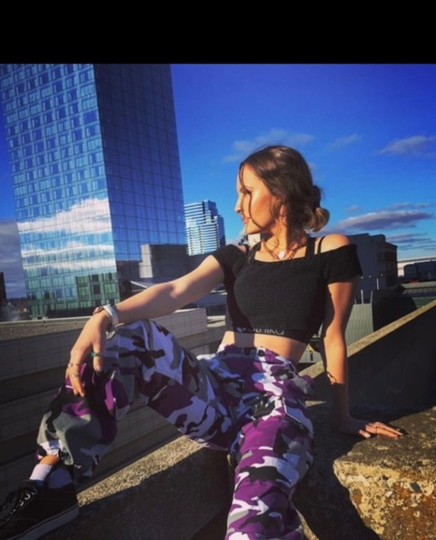 Header of evieconradd8