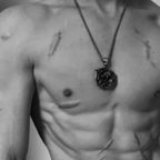 Eviluxi of Vintae (@eviluxi) Leaks OnlyFans 

 profile picture