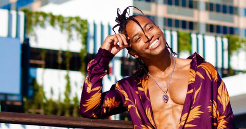 Header of fik-shun