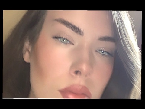 Header of francescafoxxx