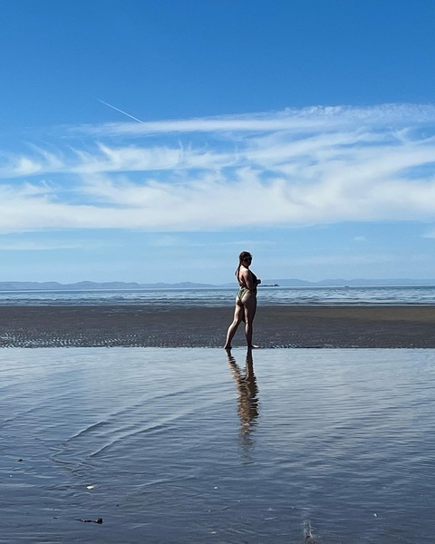 Header of garden_of_lilies