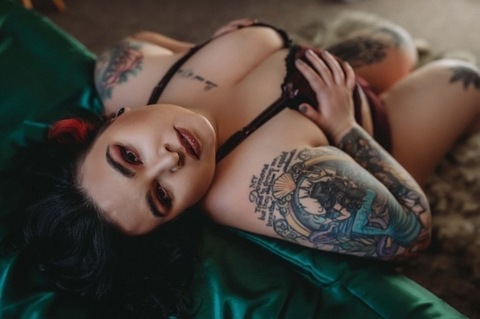 Header of ghoulbabe13