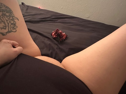 Header of gunplawaifu027