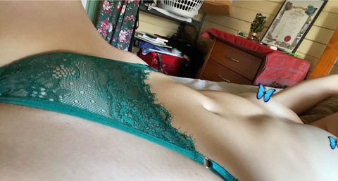 Header of hc.badbunny