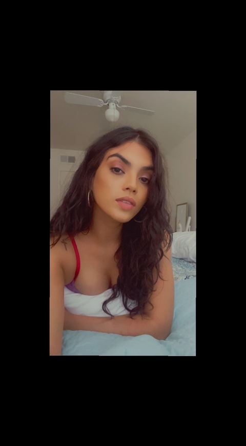 Header of hippiesinner