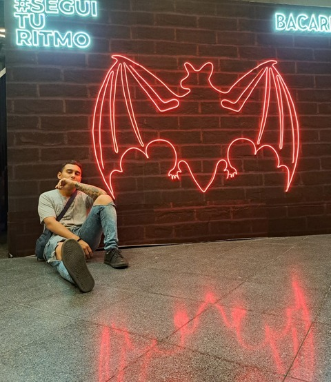 Header of honeyshower