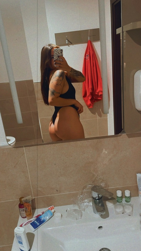 Header of howmariadoesit