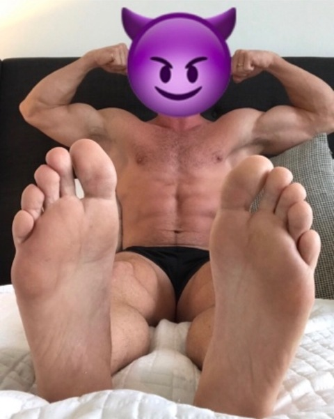 Header of hung_jock_feet