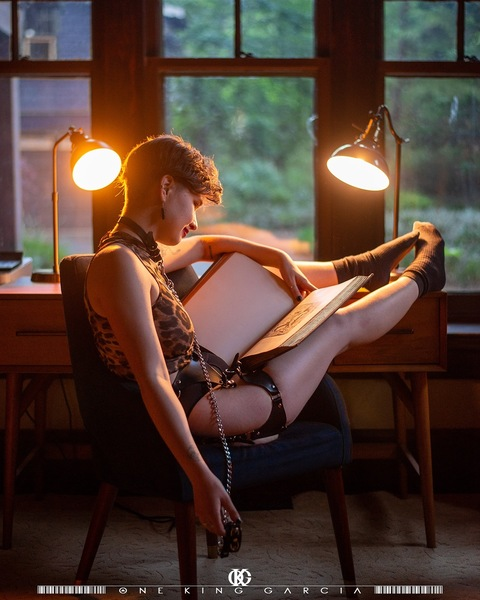 Header of iamjackyindigo