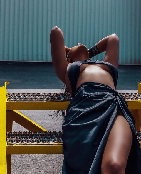 Header of indianhotnesss