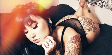 Header of ivy_black_