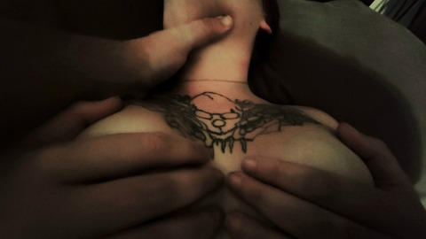 Header of kitzyvixxen