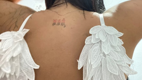 Header of lacatrina01