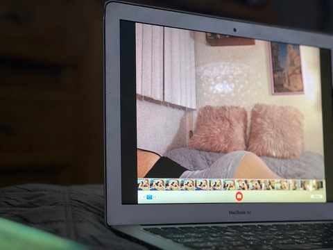 Header of laila_montero