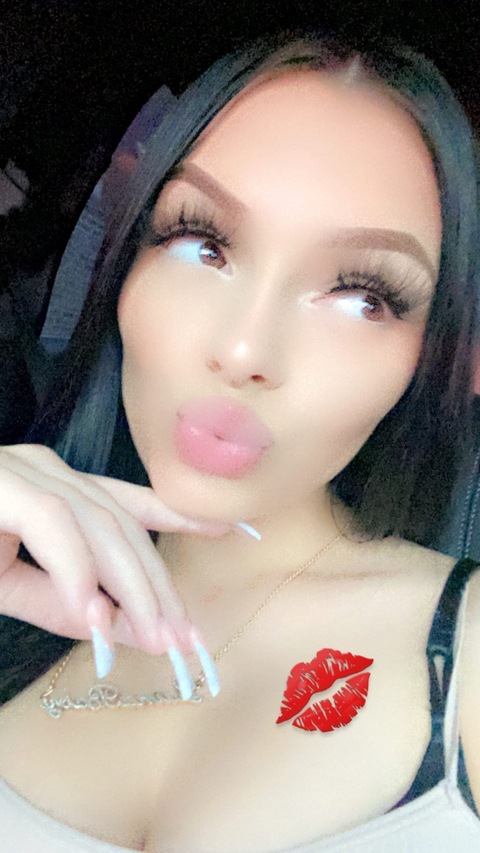 Header of lainabaabyxo