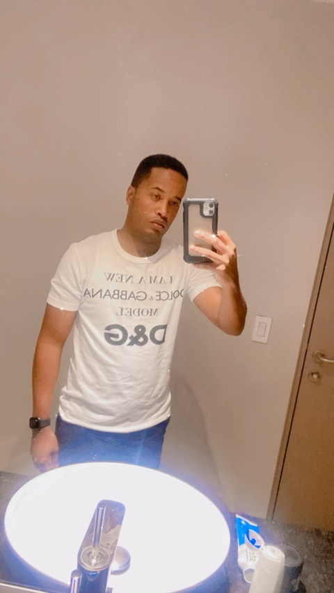 Header of latin_couple2022