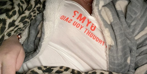 Header of leahmecikxx