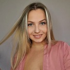 letsfly20 OnlyFans Leak 

 profile picture