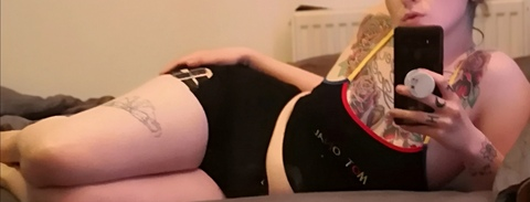 Header of lillithlux