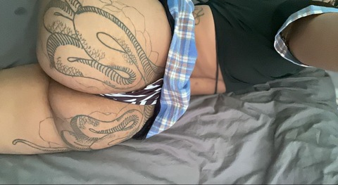 Header of lillylowe1