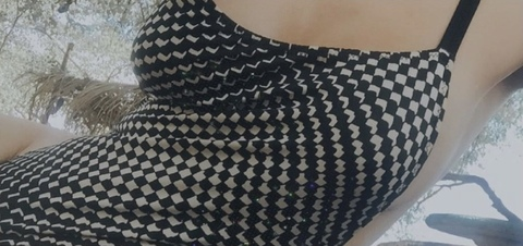 Header of little_sara