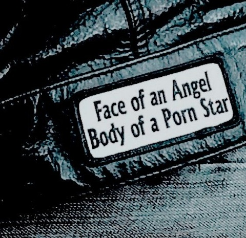 Header of m0mmymi1lk3rz