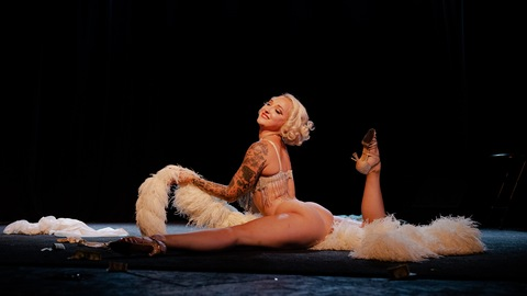 Header of madamemira