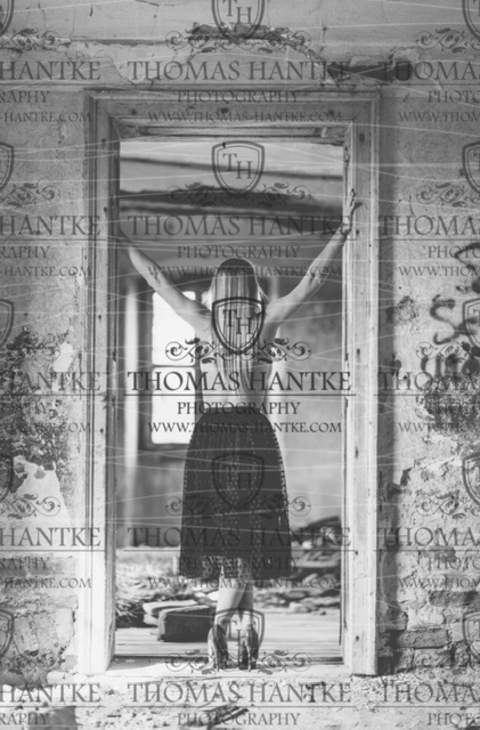 Header of mariee1993