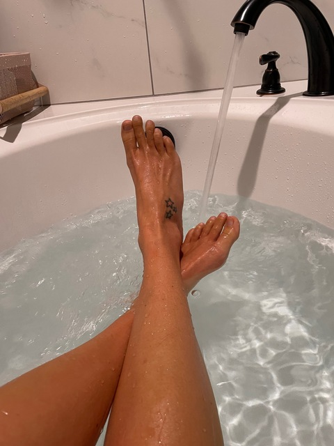 Header of marriedfeetsy